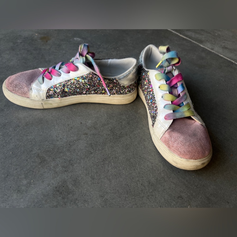 Glitter shoes